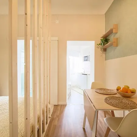 Modern In Alameda 리스본