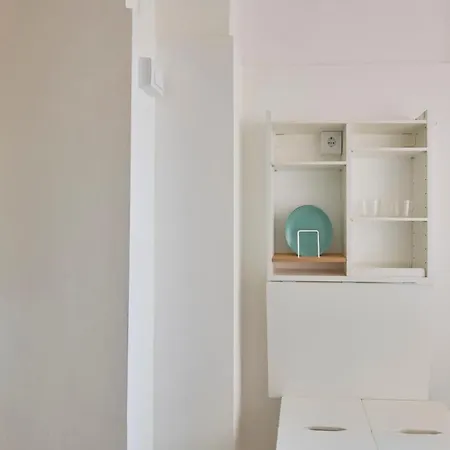 Apartment Modern In Alameda