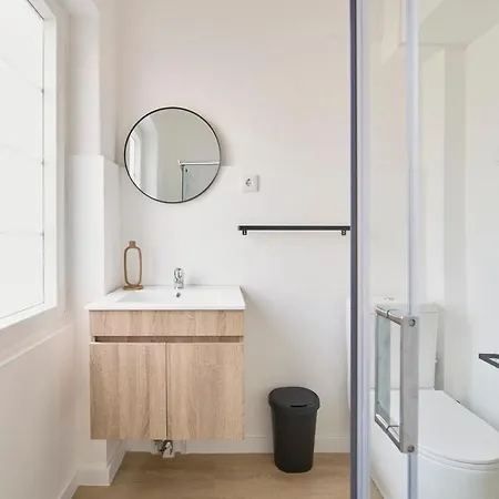 Modern In Alameda